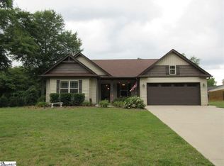 196 Bradley Dill Rd, Campobello, SC 29322