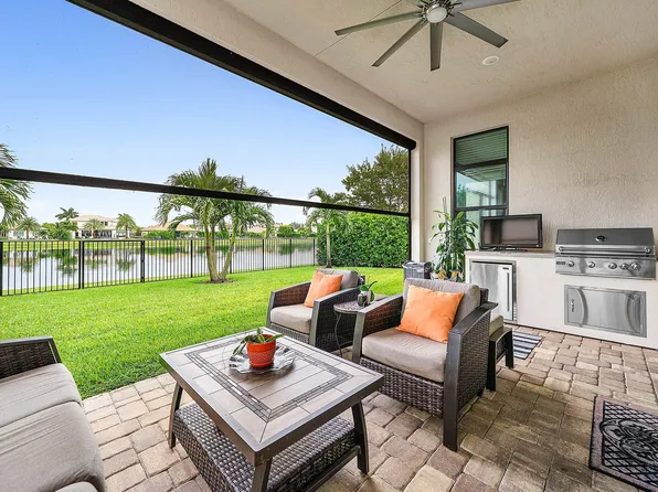 8884 Grand Prix Lane, Boynton Beach, FL 33472