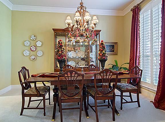 5th image of 1803 Longwood Ct