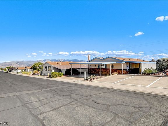 2nd image of 601 Mount Williamson Way