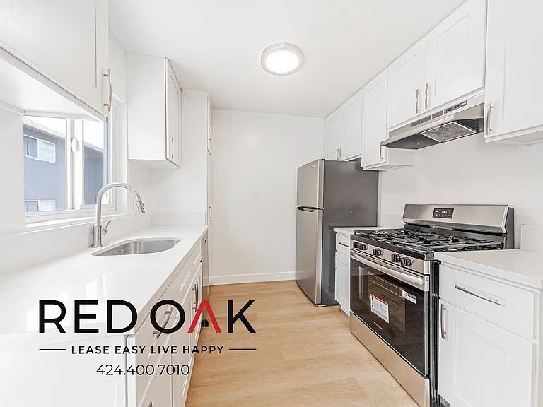 3401 Club Dr #2 — Photo 8
