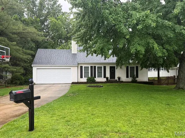 7 Primgarden Ct, Saint Peters, MO 63376