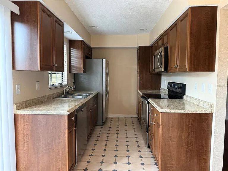 3220 Oak Lawn Pl #210 — Photo 6