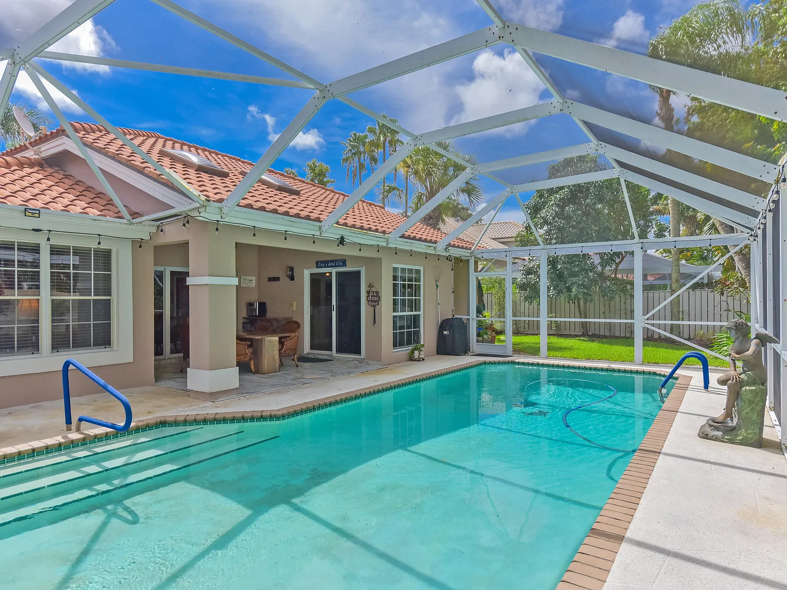 3 bed, 2.5 bath, 1771 sqft, $9,000 — Photo 4