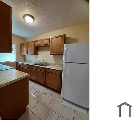 2422 Benderwirt Ave — Photo 2