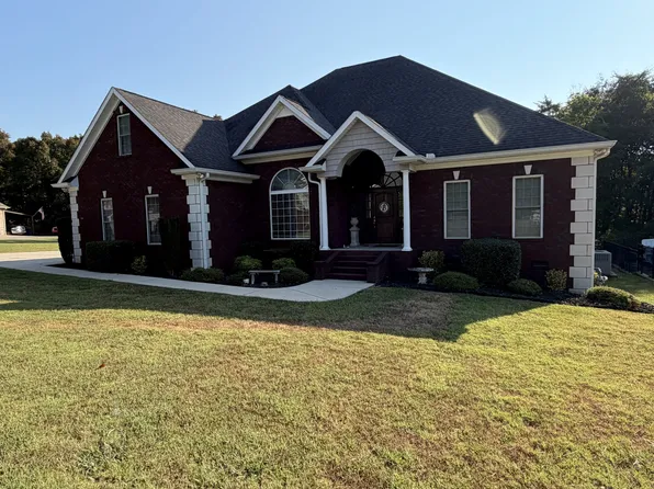 106 Stonegate Cir, Shelbyville, TN 37160