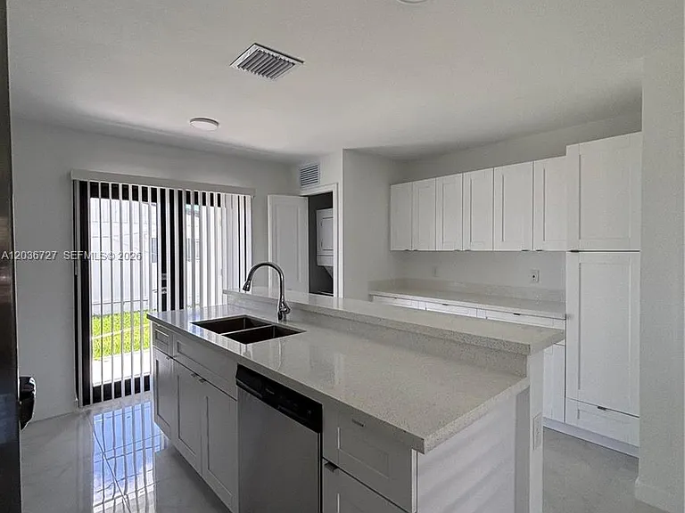1457 NW 2nd Ave #1 — Photo 9