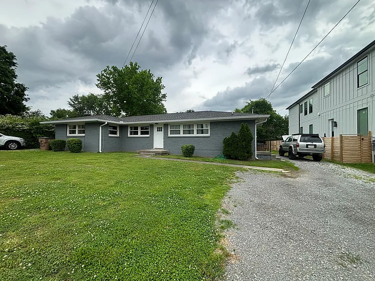 1027 Preston Dr #2 — Photo 6