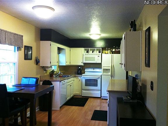 4th image of 5515 Meadow Wood Blvd