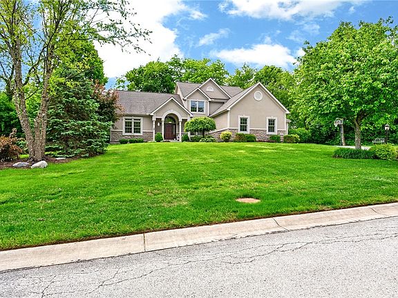 3rd image of 2298 Crestridge Dr