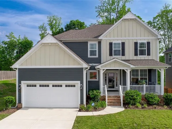 1204 E Fanshawe Dr, Mebane, NC 27302