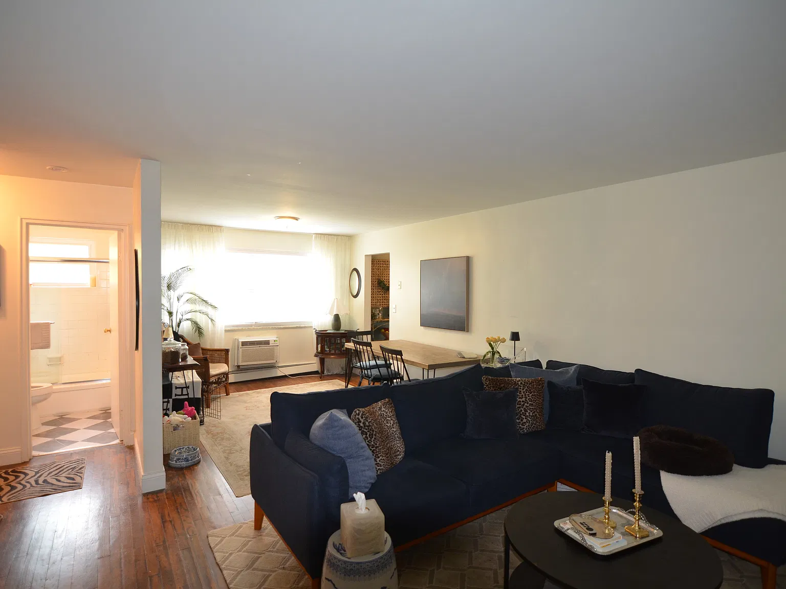 1 bed, 700 sqft, $1,050 — Photo 3