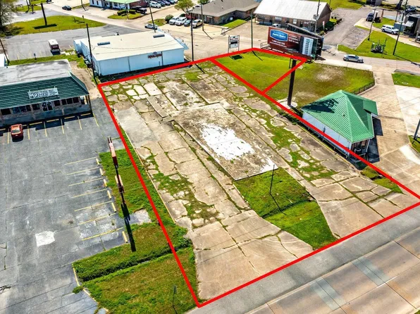 1029 W Tunnel Blvd, Houma, LA 70360