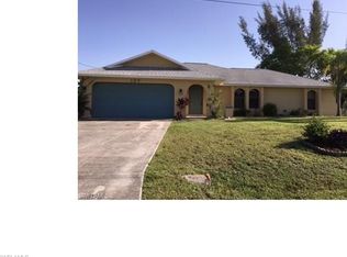 127 SW 35th Ter, Cape Coral, FL 33914