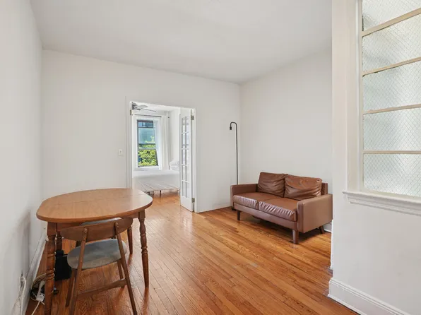 205 East 88th Street 4B image 1 of 7