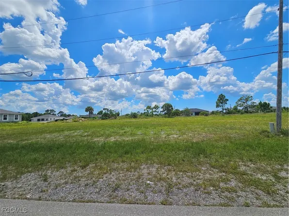 4322 Connection Ave, Cape Coral, FL 33909