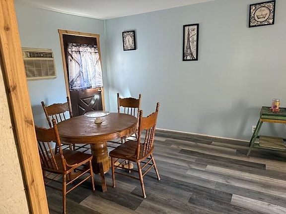 4th image of 2987 Chestnut Grove Rd