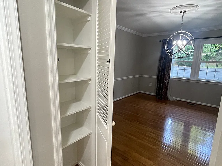 9025 Streamview Ln — Photo 29