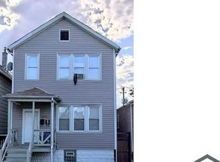 10452 S Avenue M #1, Chicago, IL 60617