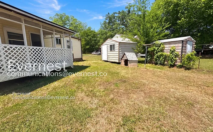 200 Woodward Dr — Photo 39