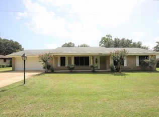 11658 Lorraine Rd, Gulfport, MS 39503