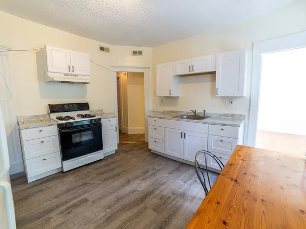 34 Bowdoin St, Dorchester, MA 02121
