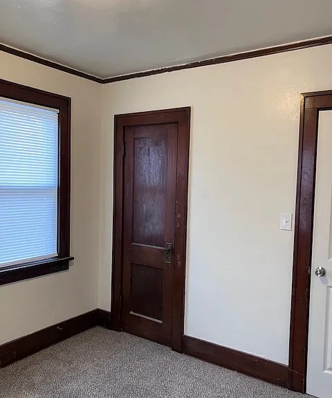 611 Phelps St — Photo 7