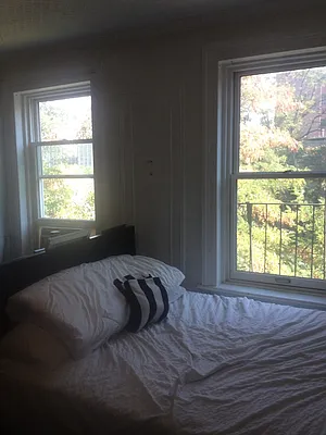 Rented by Realty Collective | media 10