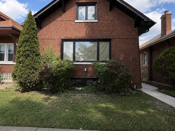 8233 S Carpenter St, Chicago, IL 60620