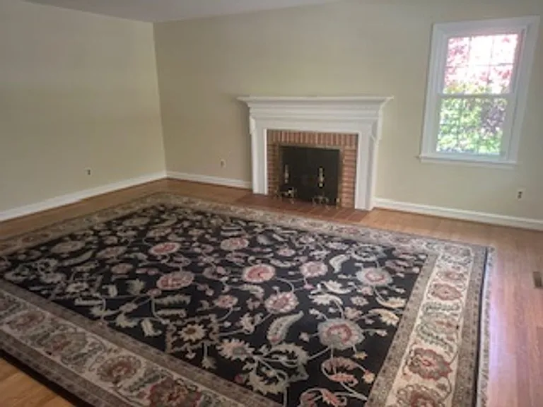 705 Ashford Rd — Photo 10