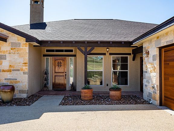 4th image of 4015 Comanche Trace Dr