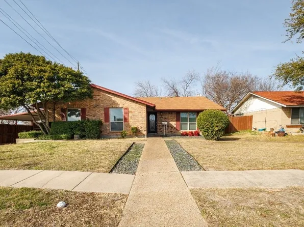 2101 Deerfield Dr, Carrollton, TX 75007