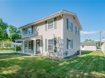 2152 Hoch Dr, Cuyahoga Falls, OH, 44221