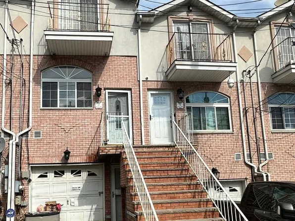 21 Maxie Ct, Staten Island, NY 10304