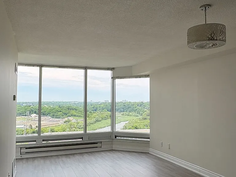 1 Palace Pier Ct #1812 — Photo 4
