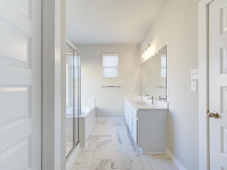 2623 Finley Ln — Photo 26