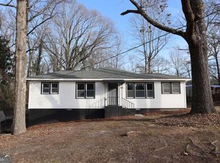 6672 Winn Dr, Lithia Springs, GA