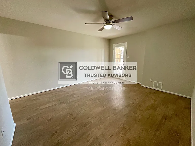 3415 49th St #B — Photo 6