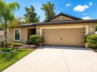 706 W Chelsea St, Deland, FL 32720