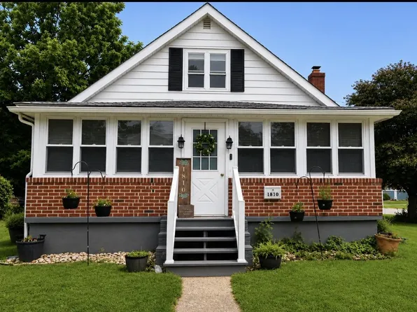 1810 Meetinghouse Rd, Upper Chichester, PA 19061