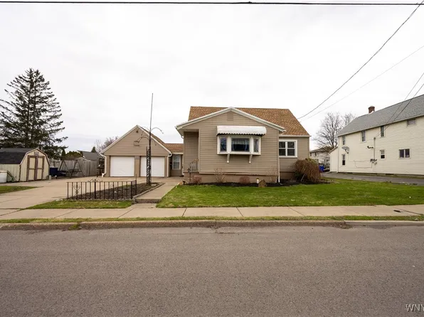 131 Orchard Ave, Blasdell, NY 14219