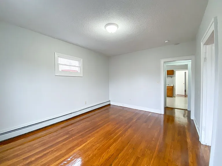 450 Barbour St — Photo 20