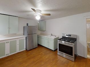 2419 E Monument St APT 1, Colorado Springs, CO 80909