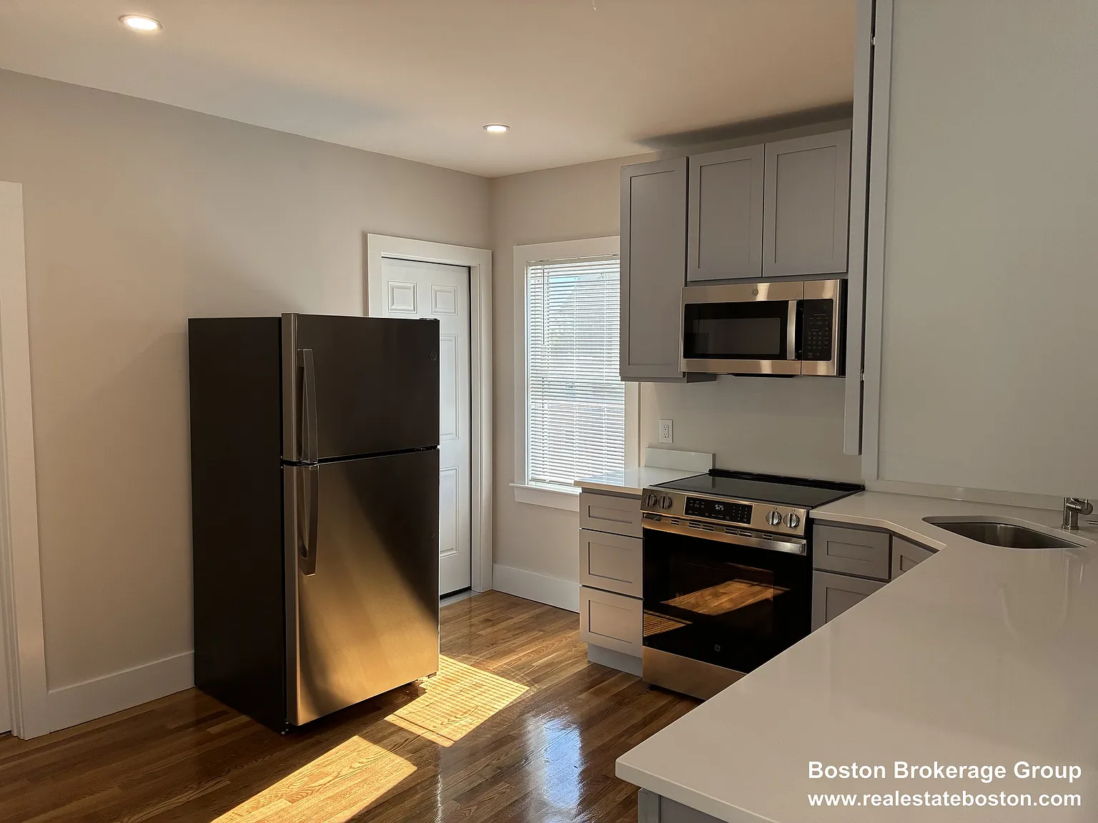 80 Sudan St — Photo 2