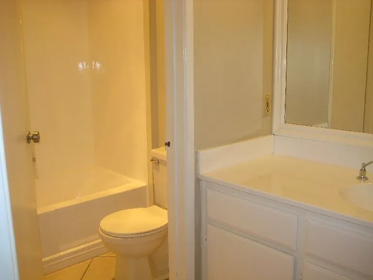 The Crescent @ Memory Park Apts — Photo 14