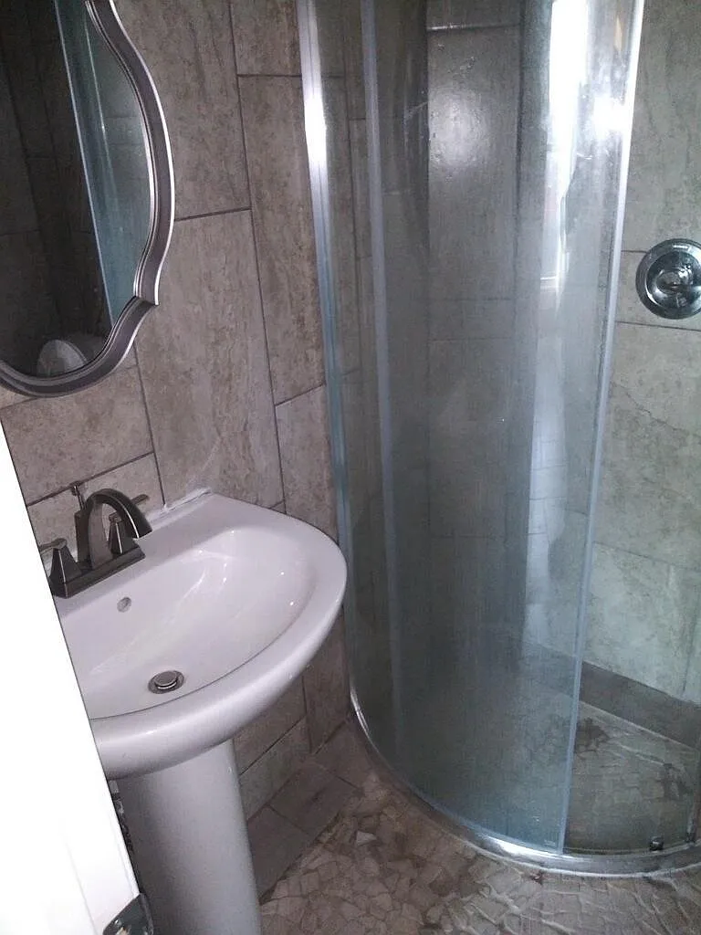 Studio, $815 — Photo 1