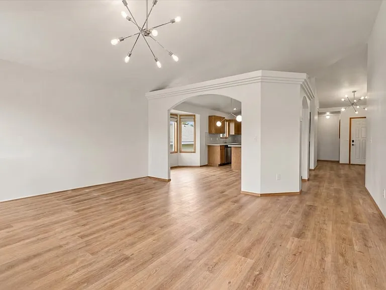 8703 N Farmdale St #8703 — Photo 2