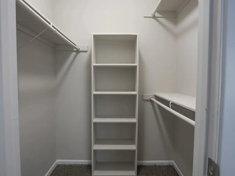 Enclave Residences LLC — Photo 16