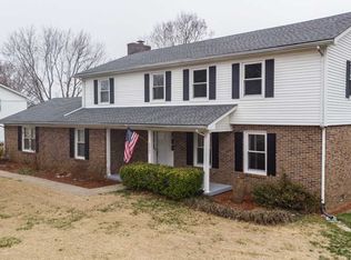 267 Hillwood Dr, Bowling Green, KY 42101
