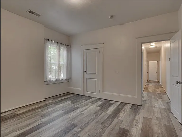1500 Watt St — Photo 14